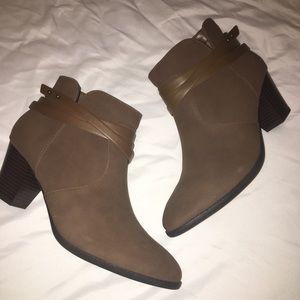 Cityclassified Ankle Boots